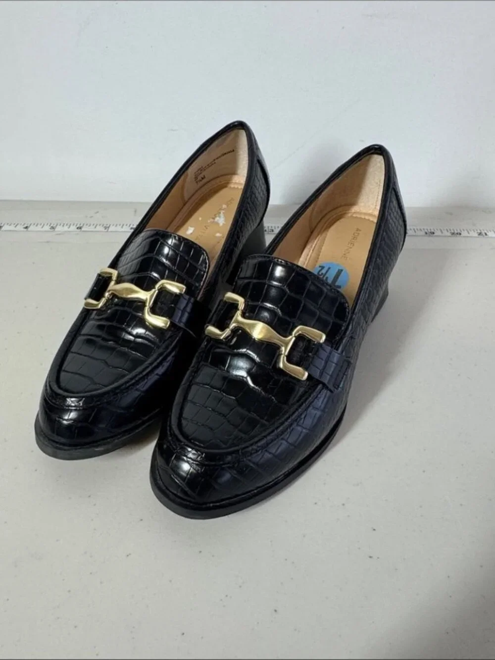 Adrienne Vittadini Croc Embossed Loafers Black 7.5 Gold Bit Classic Chic Preppy